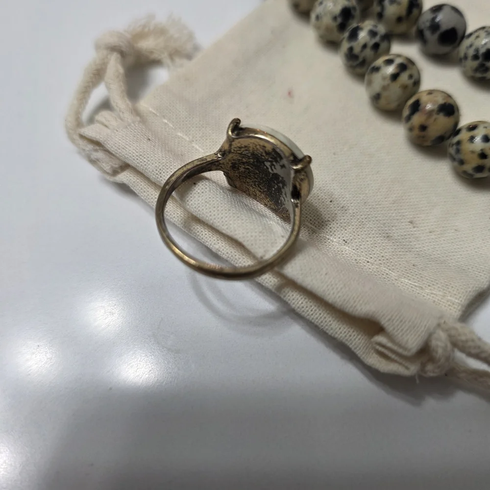 Howlite Ring - Picture 4 of 7